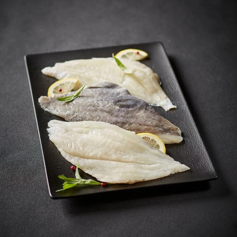 Filets de Saint-Pierre 1 KG - ACE Marée : poisson frais et délicat, idéal pour vos recettes raffinées.